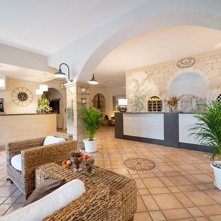 Hotel Costa D'Oro Торе Ово Екстериор снимка
