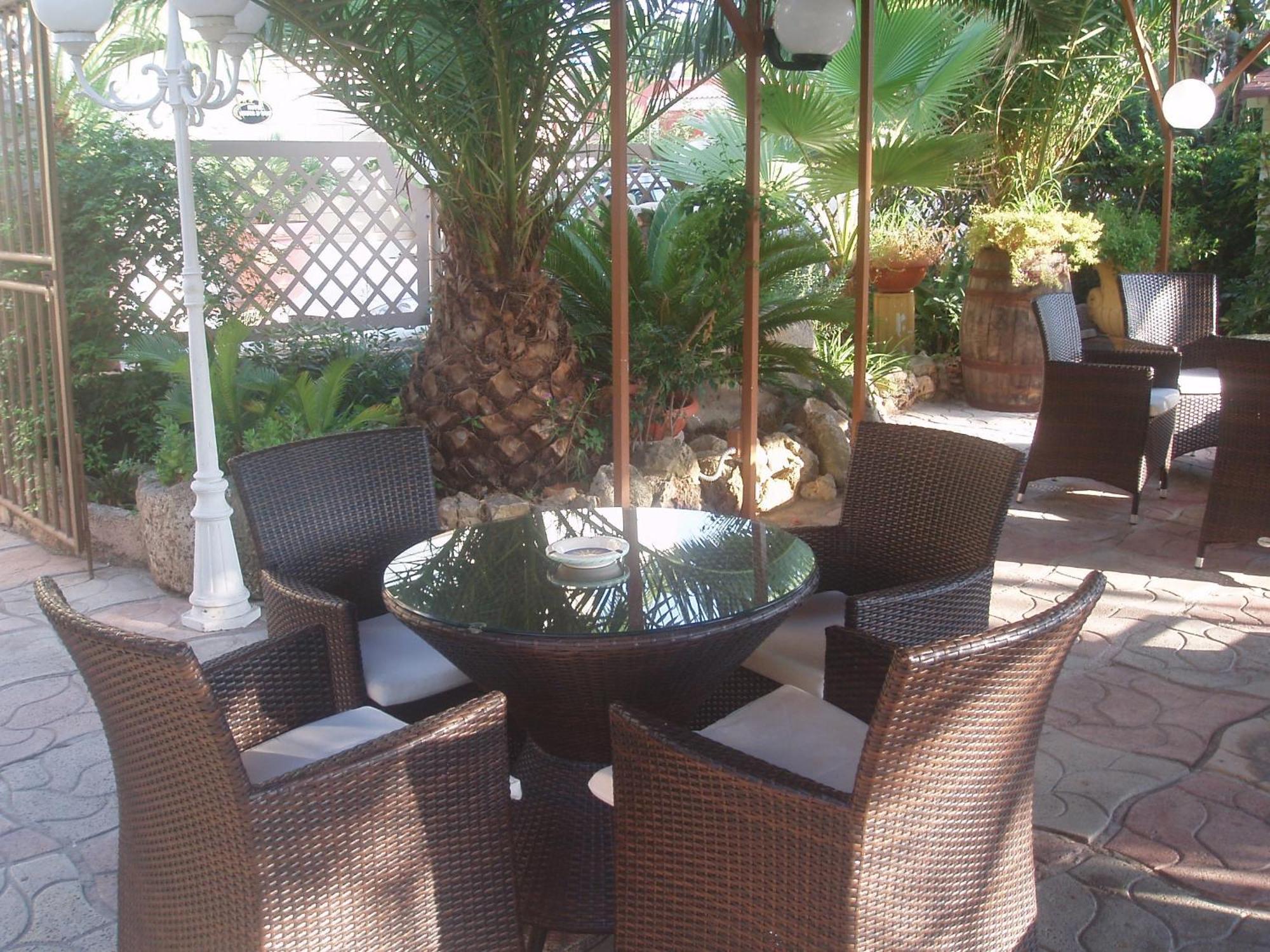 Hotel Costa D'Oro Торе Ово Екстериор снимка