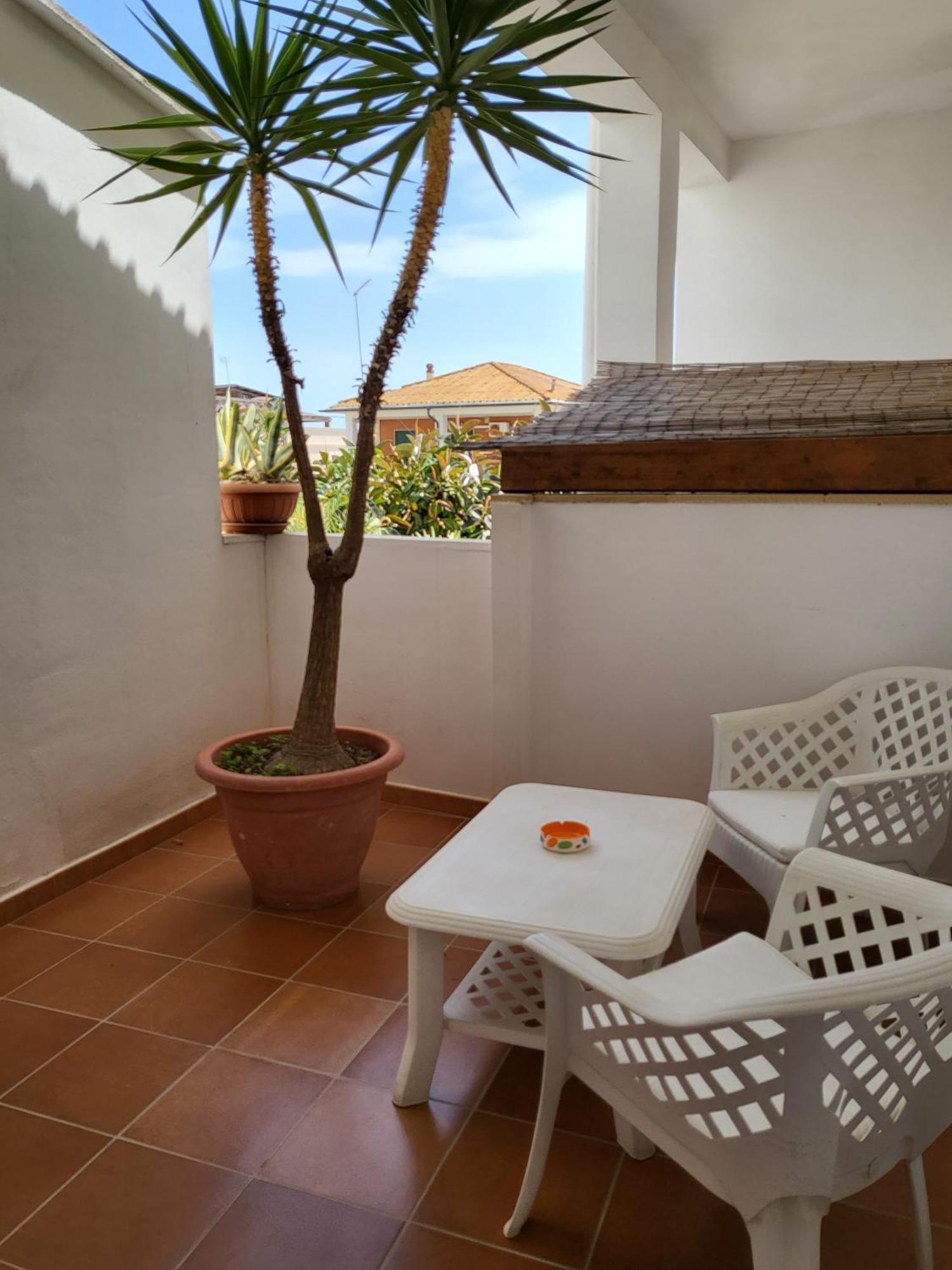 Hotel Costa D'Oro Торе Ово Екстериор снимка